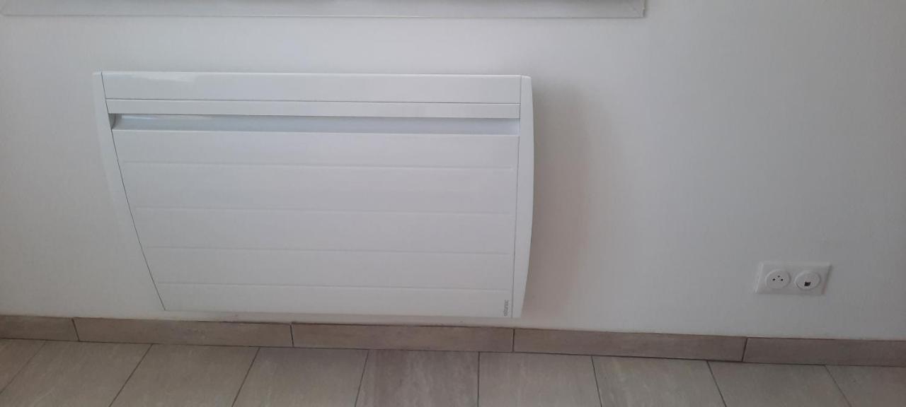 Studio Parking Gratuit Sur Place Claye Souilly 외부 사진
